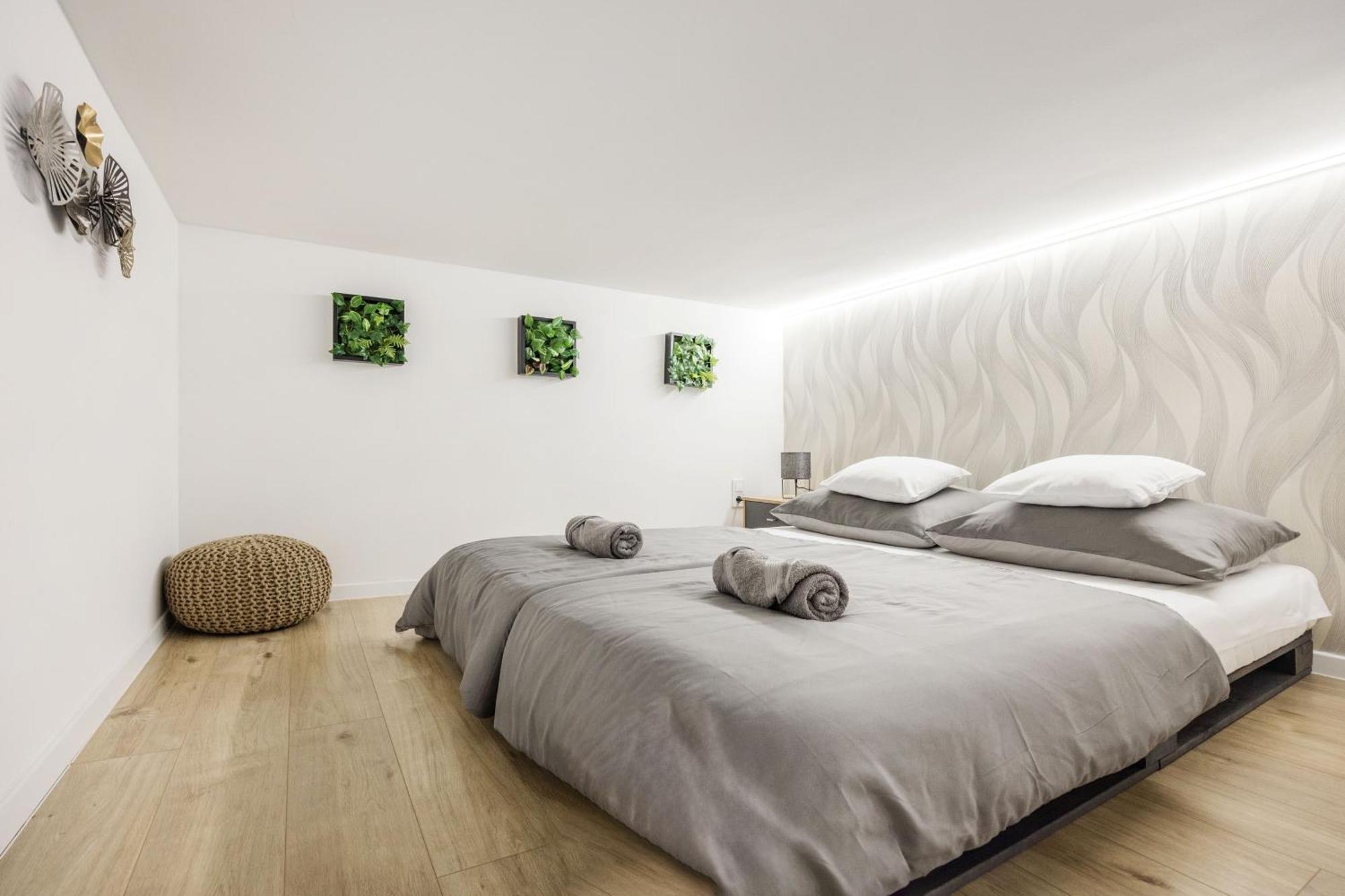 Modern Downtown Oasis Apartment Budapest Bagian luar foto