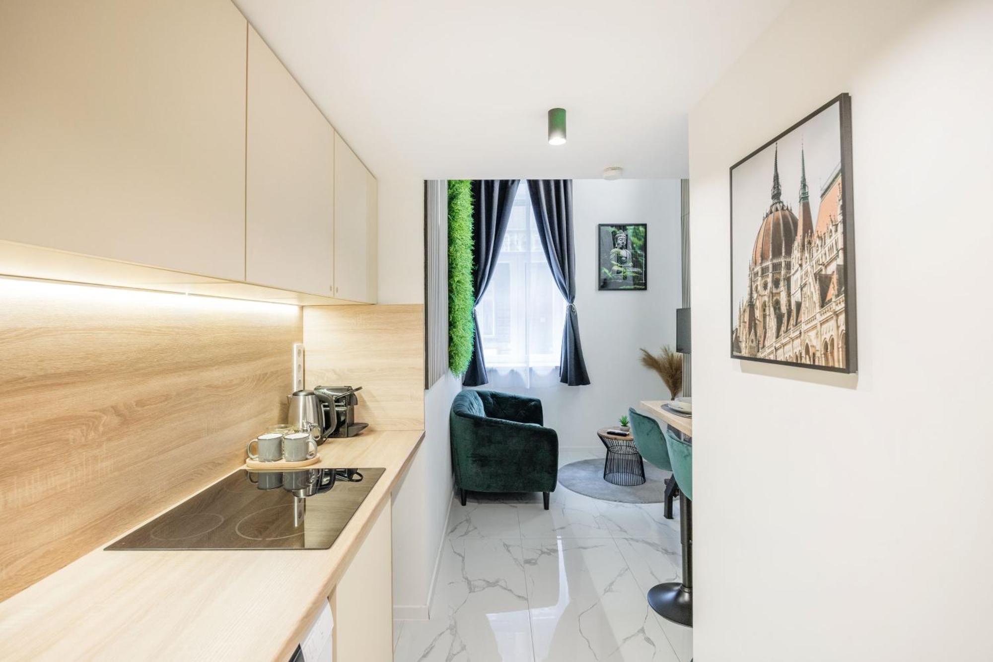 Modern Downtown Oasis Apartment Budapest Bagian luar foto